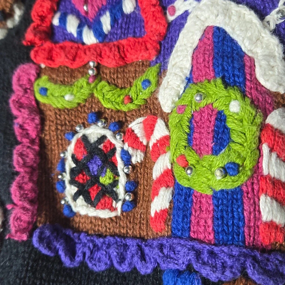 Gingerbread House Christmas Vest Size Small Festive Ugly Granny Square Crochet‎